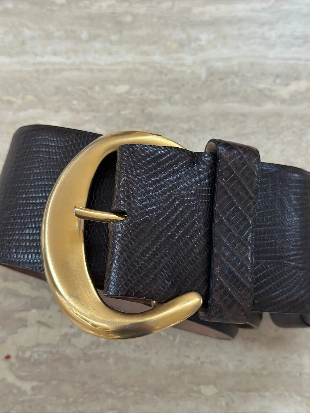Donna Karan Dark Brown Textured Leather Belt with Gold-Tone Buckle size 29 S/M